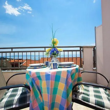 Dana Apartment
