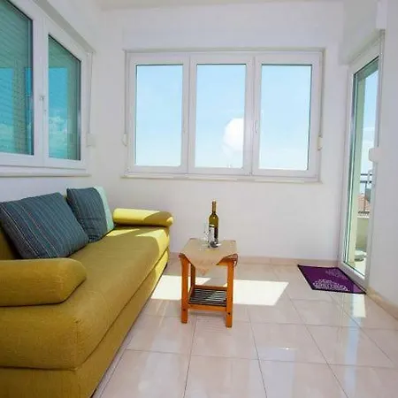 Apartment Dana Makarska
