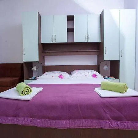 Apartment Dana Makarska