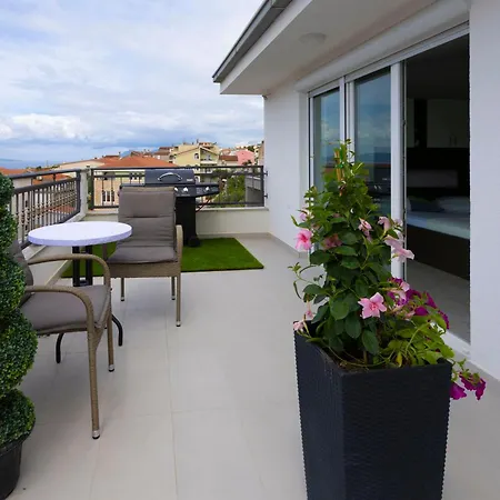 Dana Apartman *