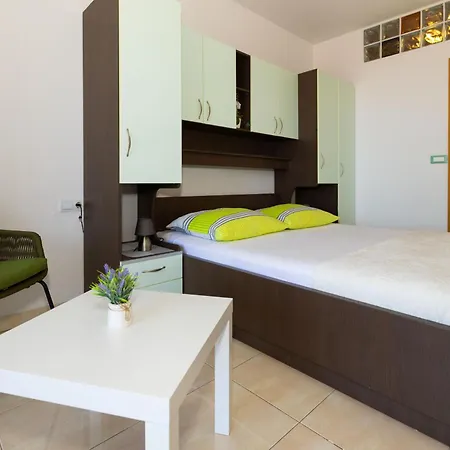 Dana Apartmán
