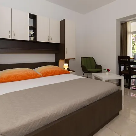 Dana Apartmán Makarská