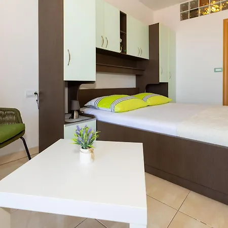 Dana Apartmán