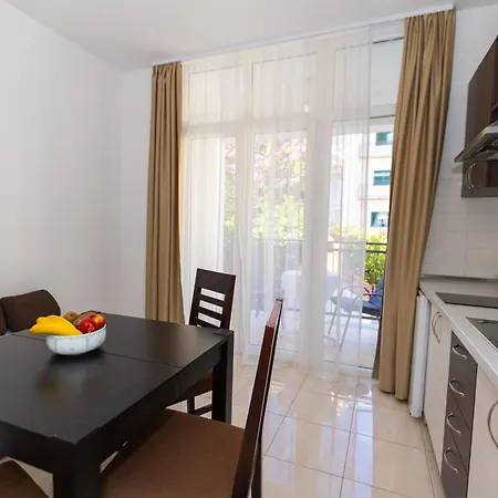 Dana Apartmán *