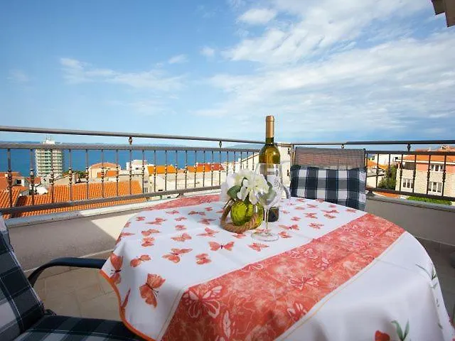 Dana Apartment Makarska