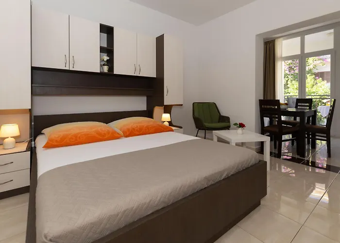 Dana Apartment Makarska