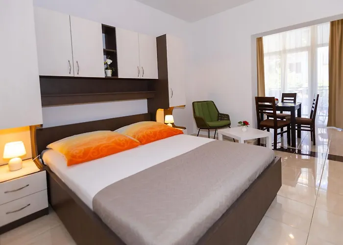 Dana Apartment Makarska